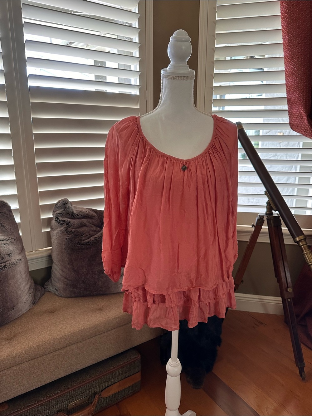 Tempo Paris Bundle 3 Ruffle Peasant Top - - Picture 4 of 13